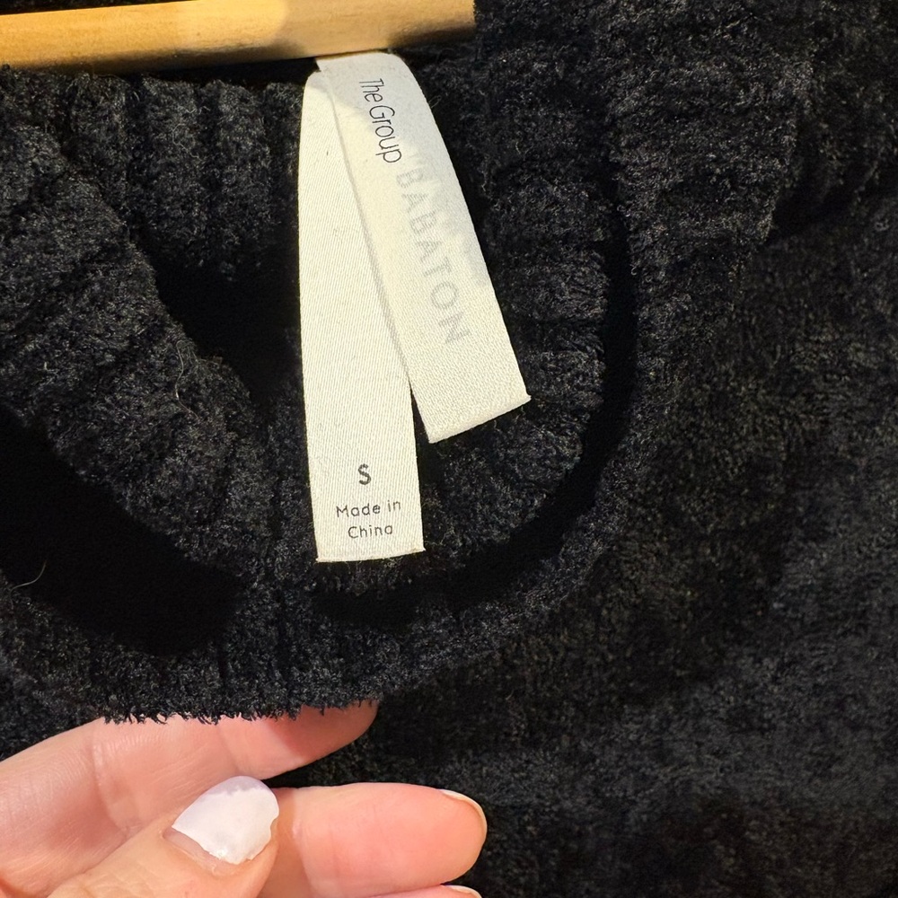 Babaton Black Velour cozy turtleneck - Picture 3 of 4